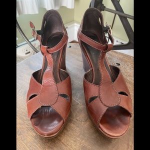 Garnet Hill Wedges Made in Italy